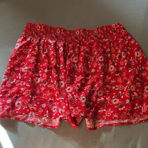 Scort never worn by no boundries